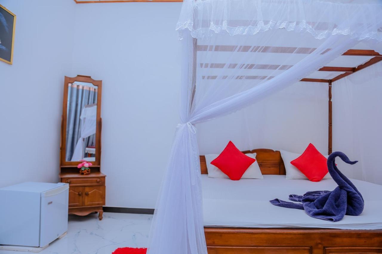 Sajana Ocean Hill Bed & Breakfast Mirissa Dış mekan fotoğraf