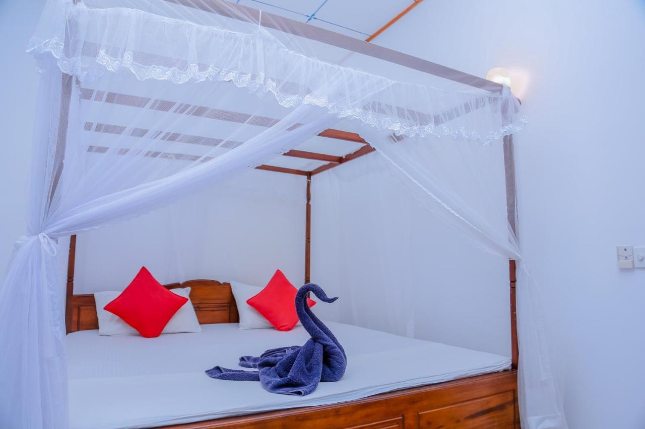 Sajana Ocean Hill Bed & Breakfast Mirissa Dış mekan fotoğraf