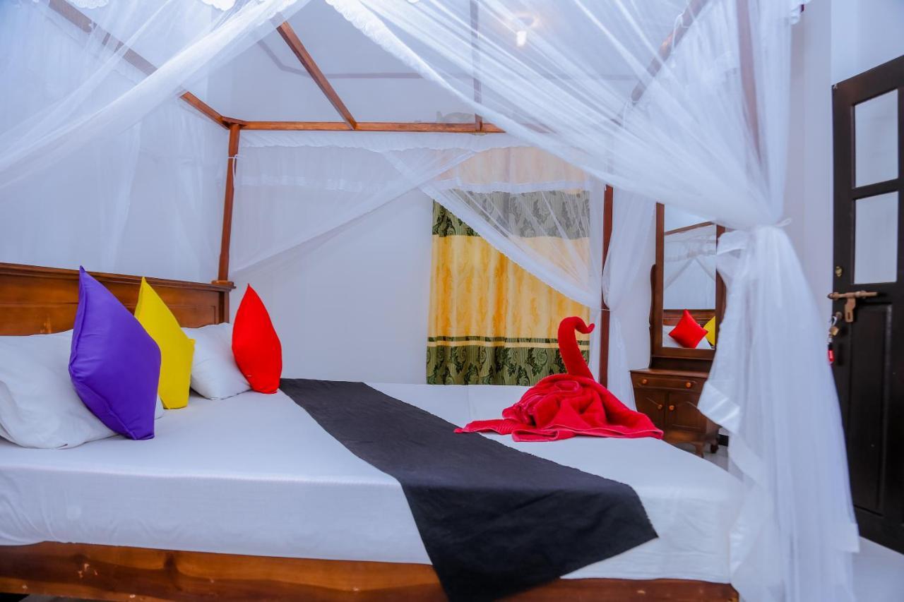Sajana Ocean Hill Bed & Breakfast Mirissa Dış mekan fotoğraf