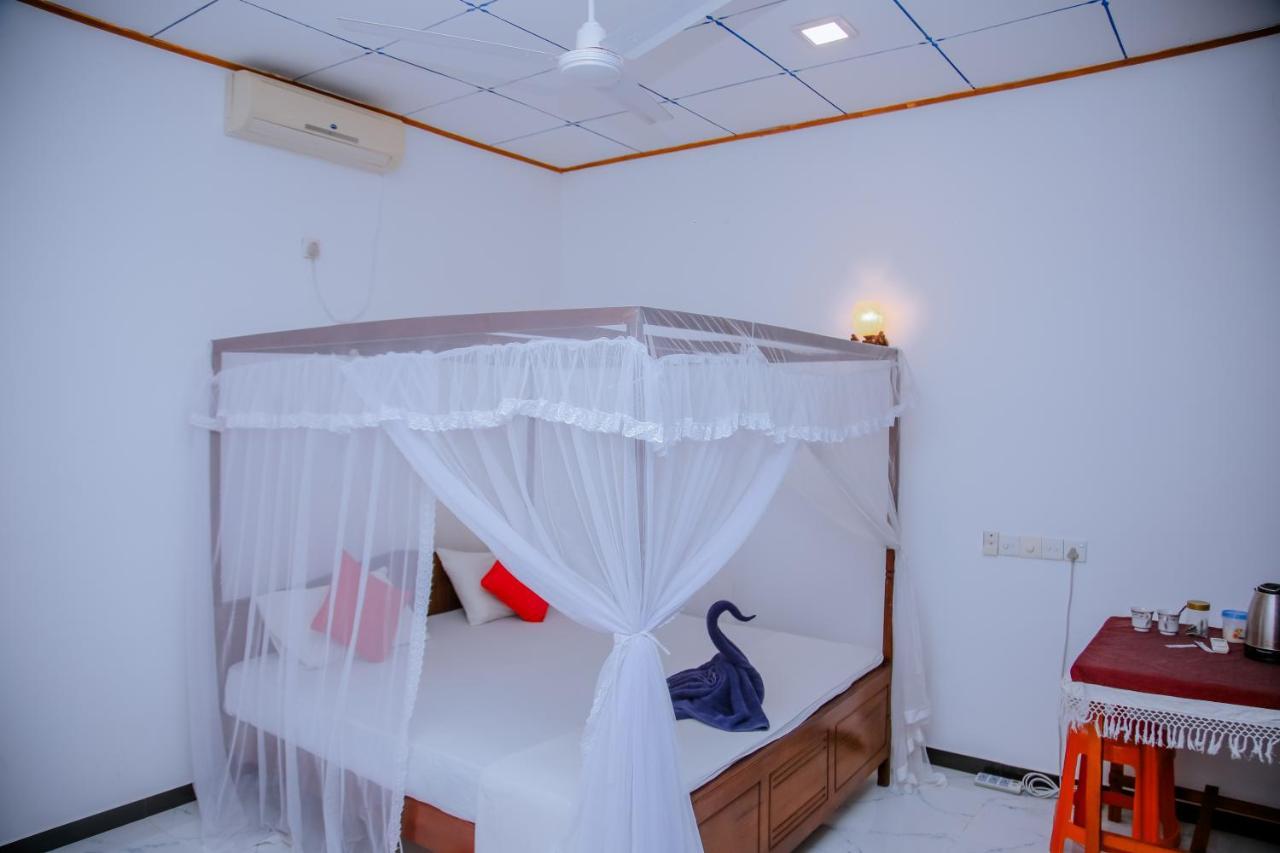 Sajana Ocean Hill Bed & Breakfast Mirissa Dış mekan fotoğraf