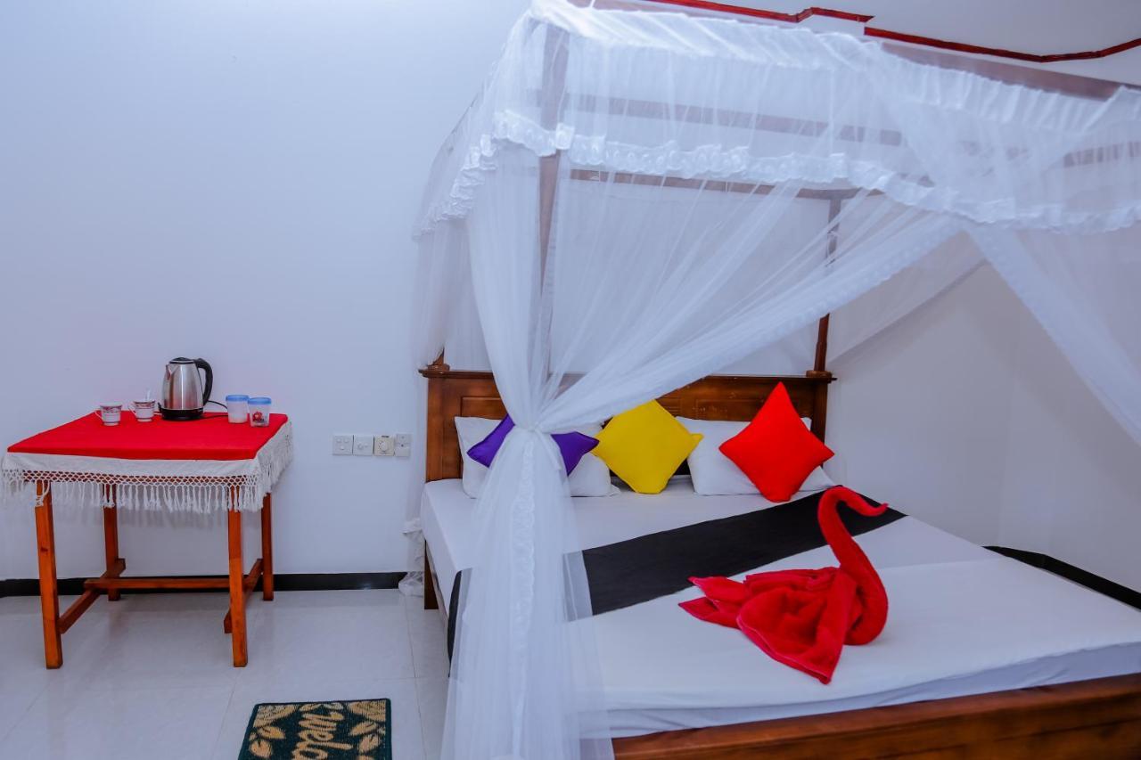 Sajana Ocean Hill Bed & Breakfast Mirissa Dış mekan fotoğraf