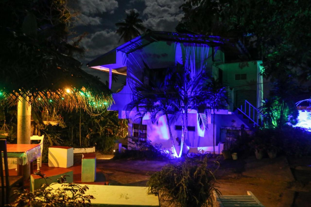 Sajana Ocean Hill Bed & Breakfast Mirissa Dış mekan fotoğraf