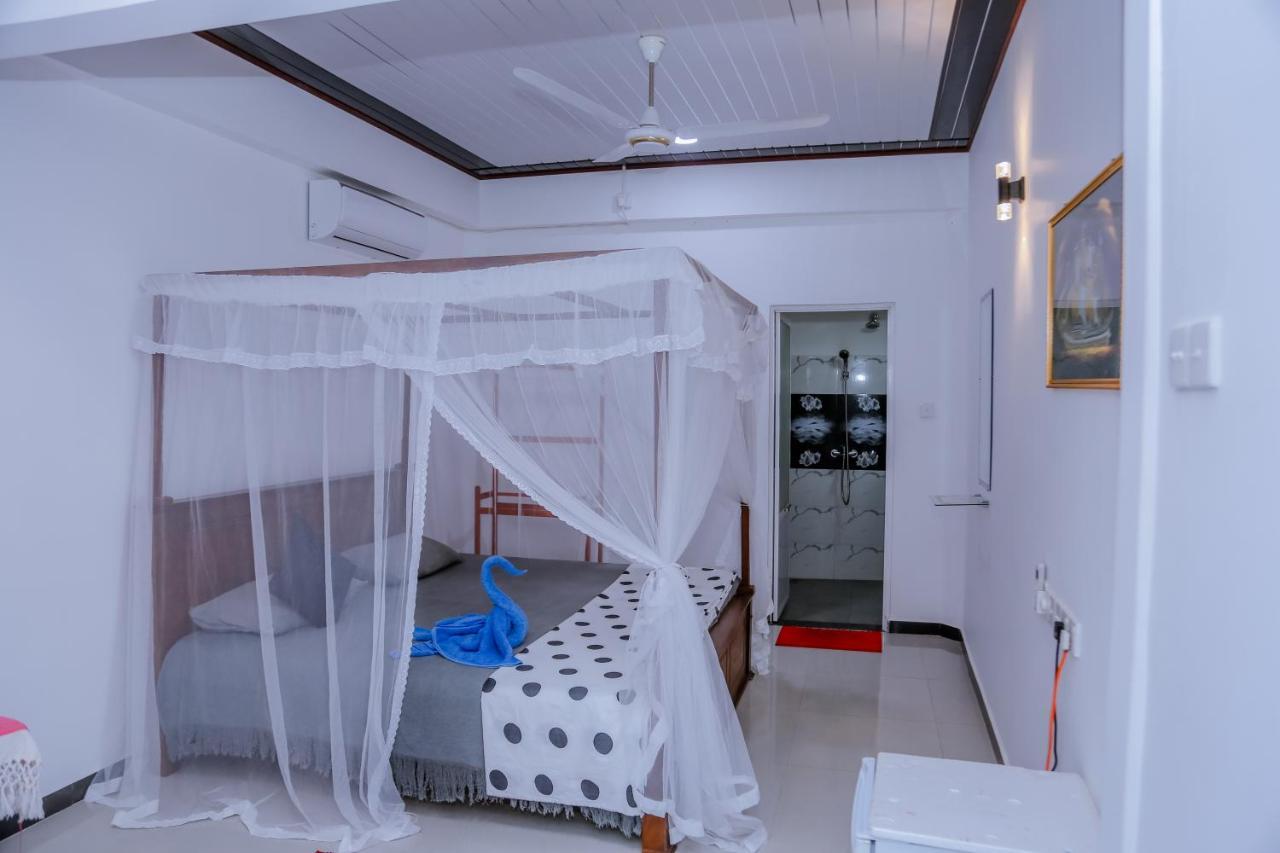 Sajana Ocean Hill Bed & Breakfast Mirissa Dış mekan fotoğraf