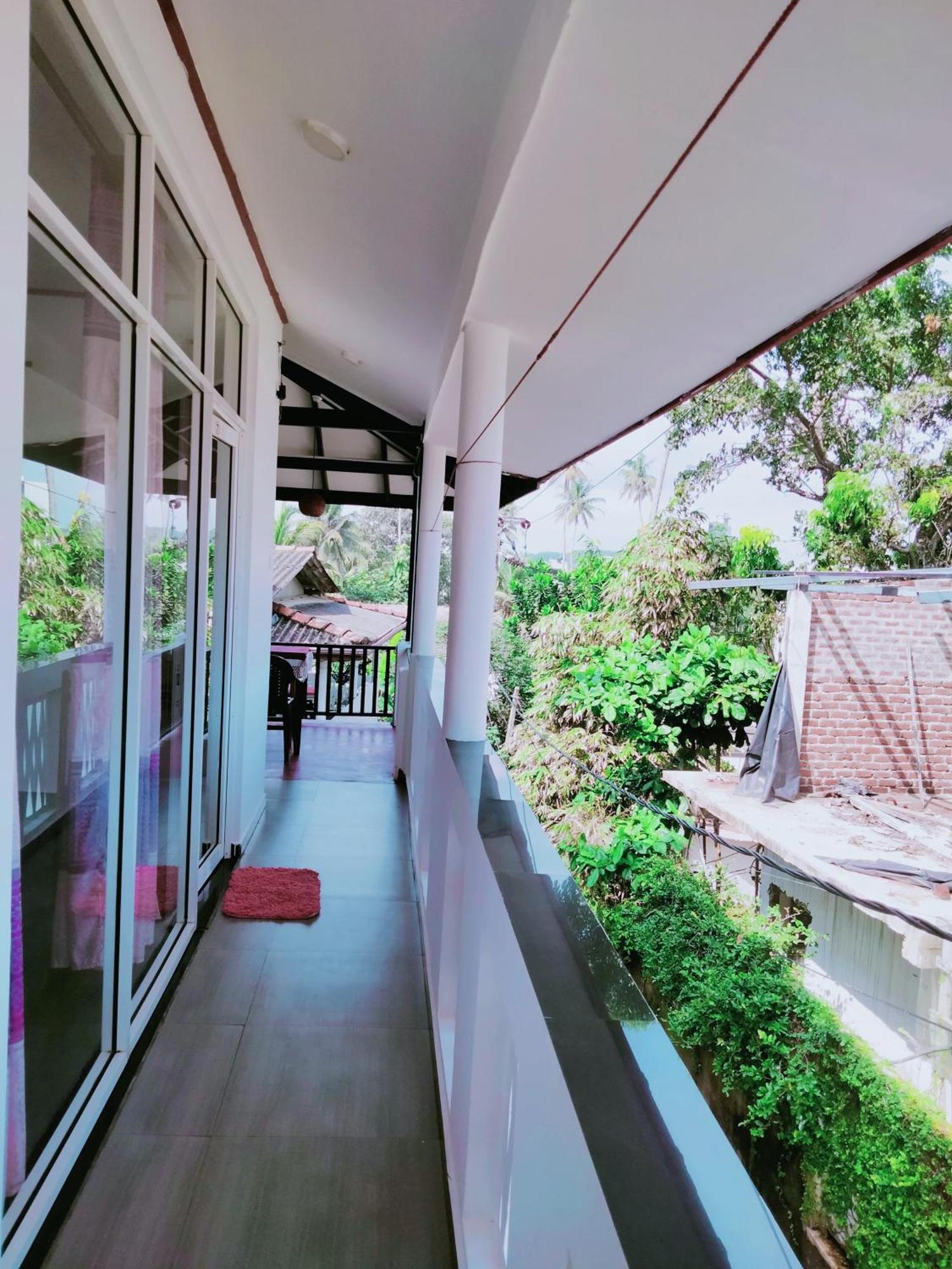 Sajana Ocean Hill Bed & Breakfast Mirissa Oda fotoğraf