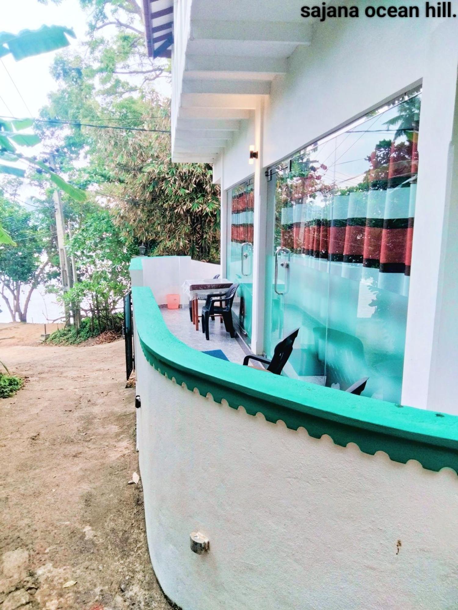 Sajana Ocean Hill Bed & Breakfast Mirissa Oda fotoğraf